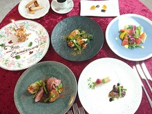 自由が丘のロマンティックな雰囲気のレストラン クリスマスディナー特集 ヒトサラ