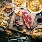 人気メニューをまとめたオードブルや、豪快なローストビーフ、繊細さと豪快さの期間限定のコースです。