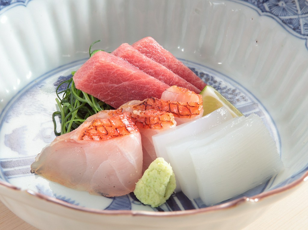 向附（まぐろ中トロ・剣先いか・金目鯛）