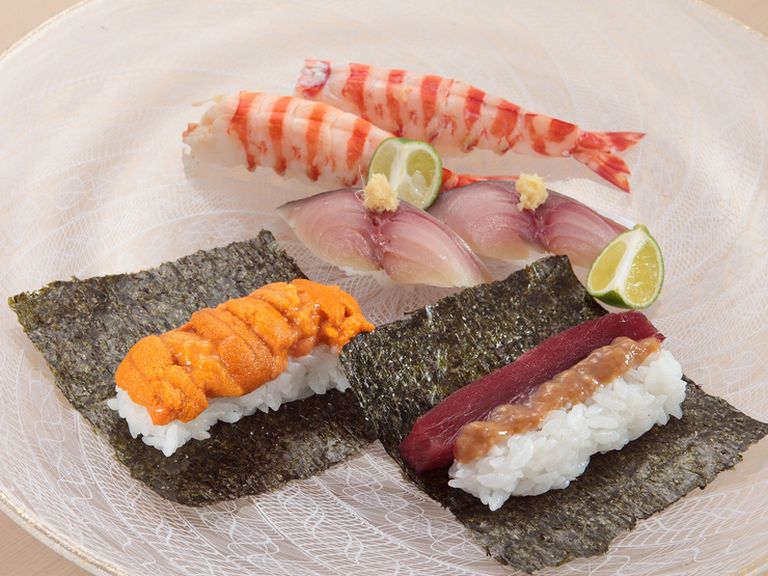 懐石料理には珍しい『寿司』はすし職人だった店主のこだわり)