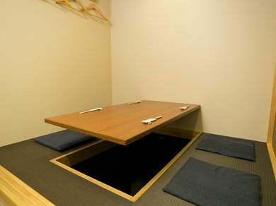 ビジネスシーンにも利用できる、落ち着いた一室