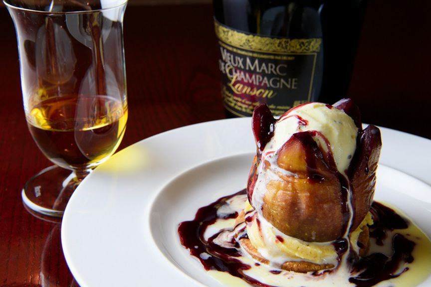 スイーツが苦手という男性には、食前酒のアテとしてのデザートを