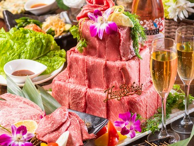 フォトジェニックで高クオリティーの肉ケーキを更にワンランク上のコースでお楽しみいただけます！