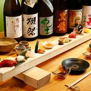 8種類のお造りを特大の割り箸に豪華に盛り付け！　インスタ映え間違いなし！