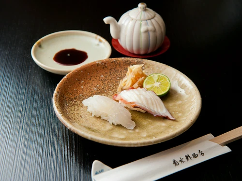 店主自慢の、こだわりの魚をたっぷりと味わう