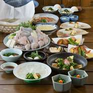 ふぐ寿司、白子、鍋用コラーゲンまで玄品の美味がすべて満喫できるコース