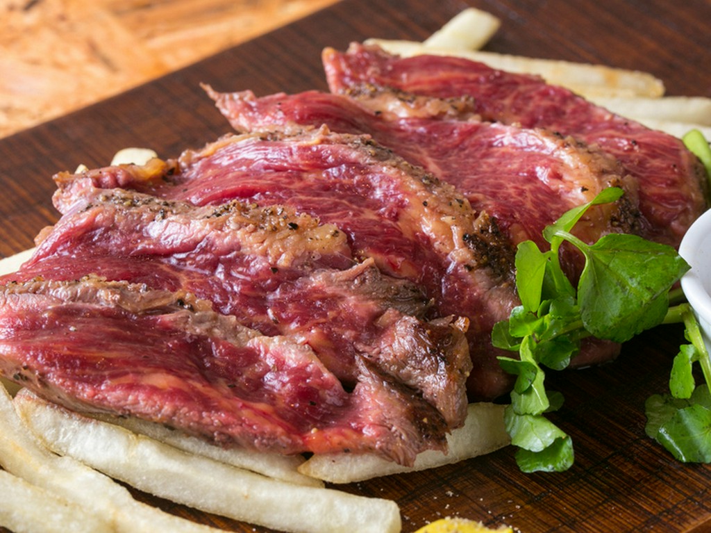 ソフトな噛み心地で美味しい『本日の馬肉ステーキ』