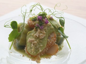 枝豆の餡の甘さが絶妙な『帆立貝とオランダ茄子のずんだ和え』