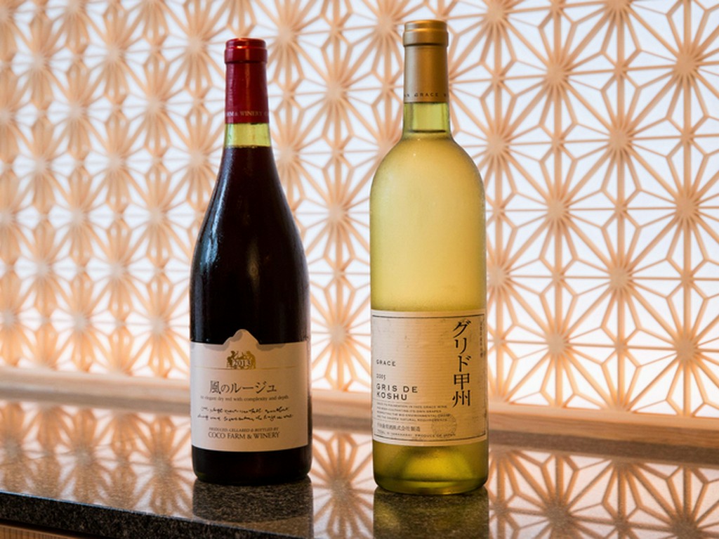 ワインが揃うのは浜松の本店も同様。白金台では特に国産物に着目