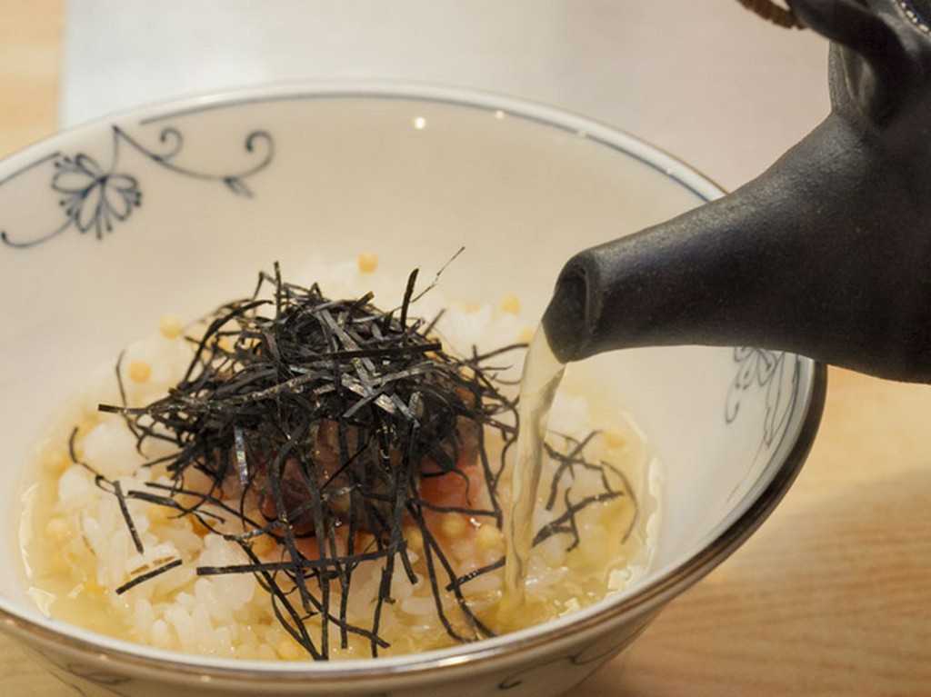 テールのしぐれ煮の茶漬け