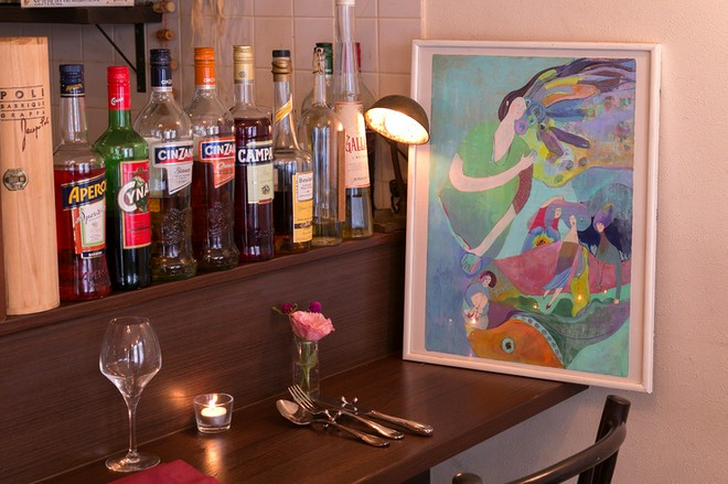 食器・内装にこだわっている