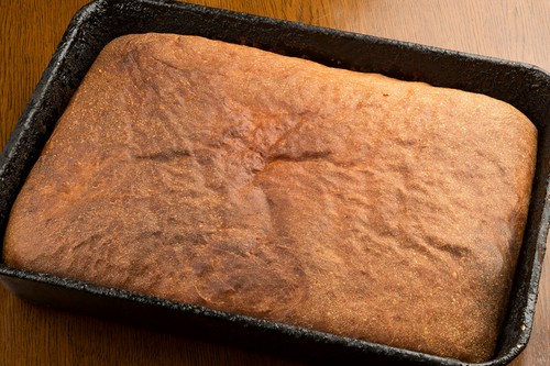 毎日店内で焼き上げたフォカッチャを提供。