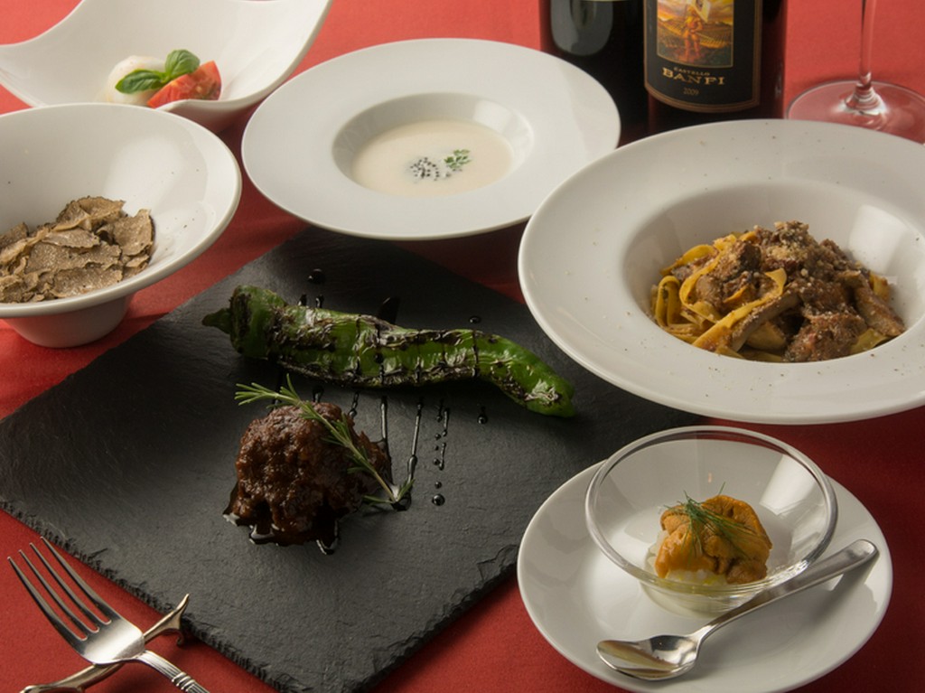 ご夫妻での記念日ディナーや大切な方との会食に合う料理とワイン