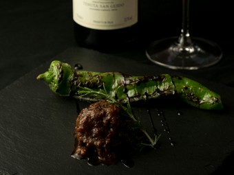 本場の味を再現しながら日本の季節の野菜も堪能するメイン料理