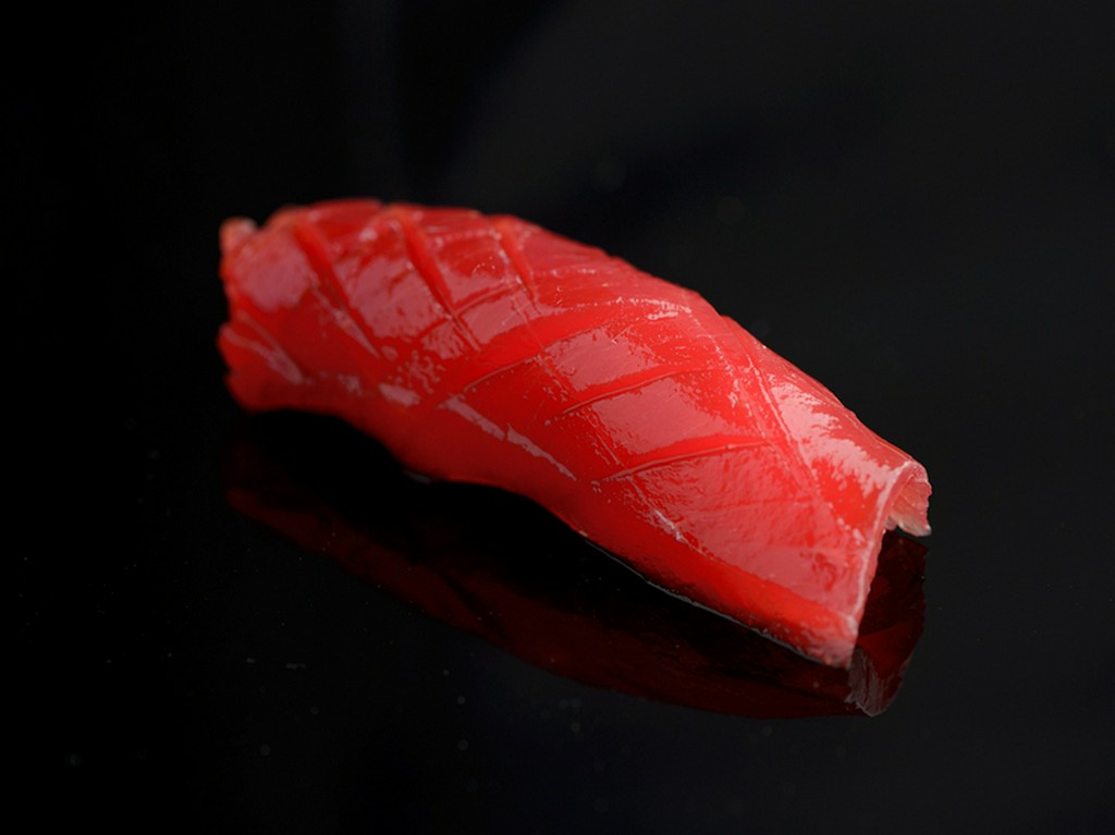 【小松弥助】の大将・森田一夫氏直伝の『まぐろの赤身漬け』