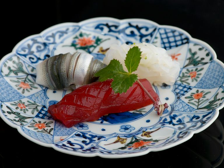 北陸の海で揚がる絶品の魚介を、とびきりの鮮度のまま鮨に握る