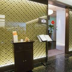 七宝文様で彩られた、高級感溢れるエントランス