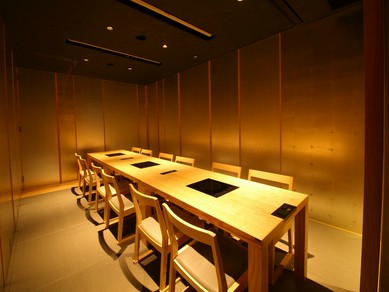 四条烏丸 烏丸御池で個室のあるお店 ヒトサラ