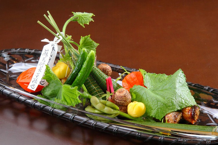 弧玖 京都御所/西陣/日本料理・懐石・会席 ネット予約可 | ヒトサラ