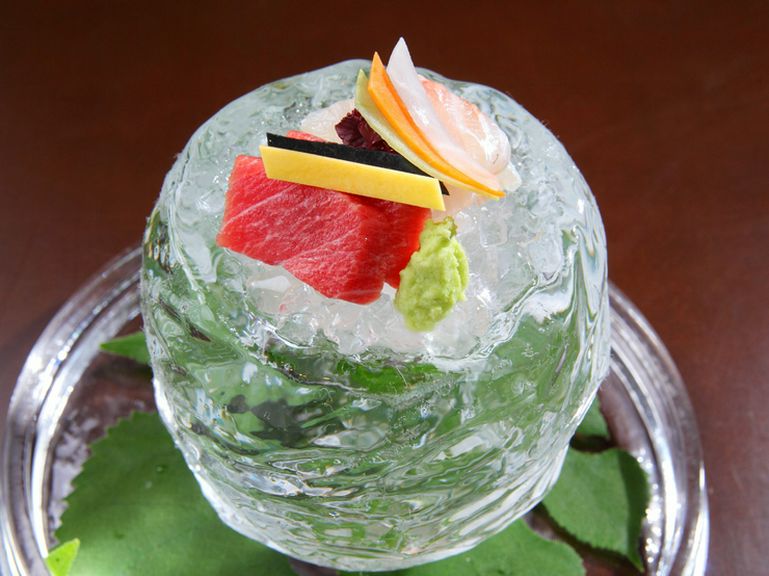 信頼のおける魚のプロから、選りすぐりの魚を仕入れています