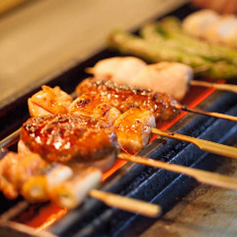 じっくり丁寧に焼き上げた『焼き鳥』