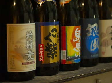 芋、麦、米、泡盛。焼肉にあわせて楽しむ厳選焼酎