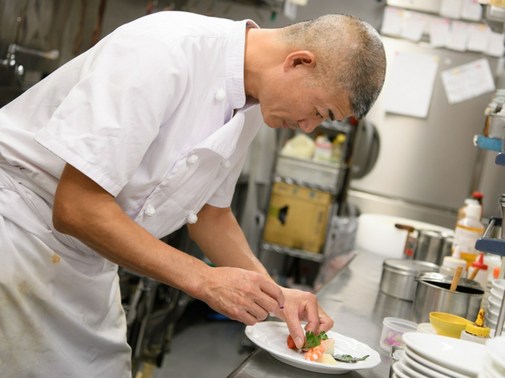 毎日の仕入れから「その人のためだけの料理」を考案