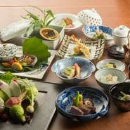 食材は大分県産のものを多く取り入れていて、「野菜」や「魚」などの鮮度には特に気を使っています。自然に恵まれた大分県ならではの味を心ゆくまでお楽しみください。