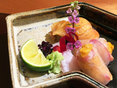 日本全国の最旬の魚介を艶やかに楽しめる『お造り』