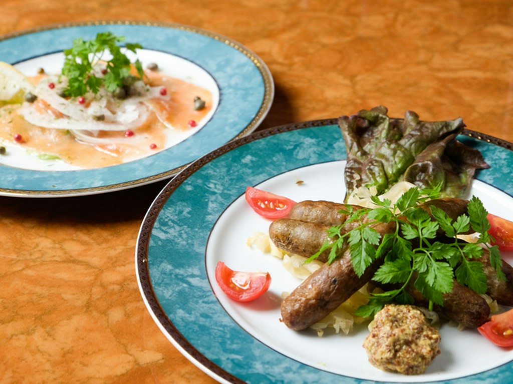 燻製チップにまでこだわった自家製スモーク料理