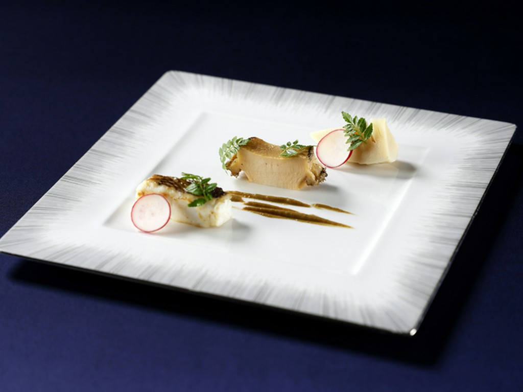2024.03　欧風料理　｜　鮑と鮮魚のポワレ