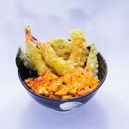 絶品キムチをたまごでとじました！
もちろん味付けには天きち秘伝のタレ使用！
ふわふわシャキシャキでやみつきになります！！