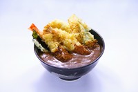 カレーも天丼も両方味わえる、贅沢メニュー！！