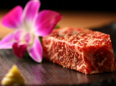 焼肉ツウなあなたのために、贅沢な希少部位もご用意！