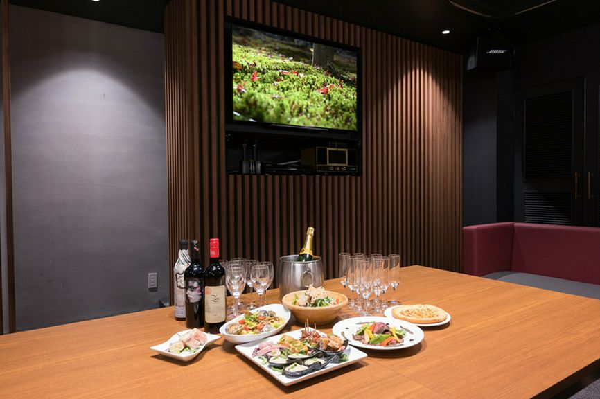 完全個室のカラオケルーム