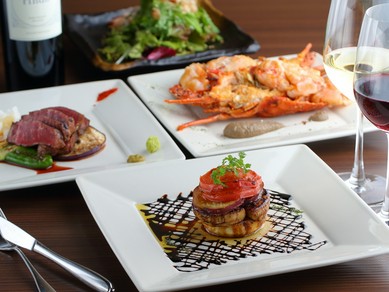 おもてなしを華やかに演出してくれる、シェフ渾身の料理の数々