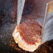 ※取り分ける必要の無いよう1皿ごと、お料理をお出ししております。
※お席の時間制ございません。

※前日までにご予約ください。当日は、ご対応できない場合がございます。
※6名様以上でのご利用の場合、お料理にお時間をいただく場合がございます。

※サーロインステーキへの変更は前日までにお願いします。(おすすめは２名様以上)
