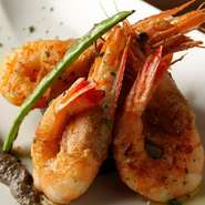 ※取り分ける必要が無いよう１皿ごとお料理をお出ししております。
※お席の時間制はございません。
