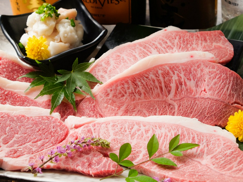 厳正なる審査を通過した黒毛和牛を丸ごと一頭買い付け