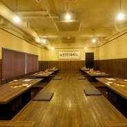 アクセスと使い勝手の良さが【京の焼肉処　弘　京都駅前店】の強み。宴会にもぴったりです。3階の宴会場は最大60人まで収容でき、ワンフロア貸し切りで最大130人まで収容したこともあるとか。