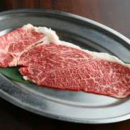 特製「卵たれ」をかけて召し上がれ。