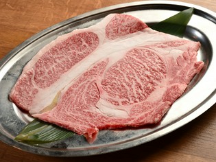 1頭まるごと競り落とした「牛肉」は希少部位を優先的に仕入れ
