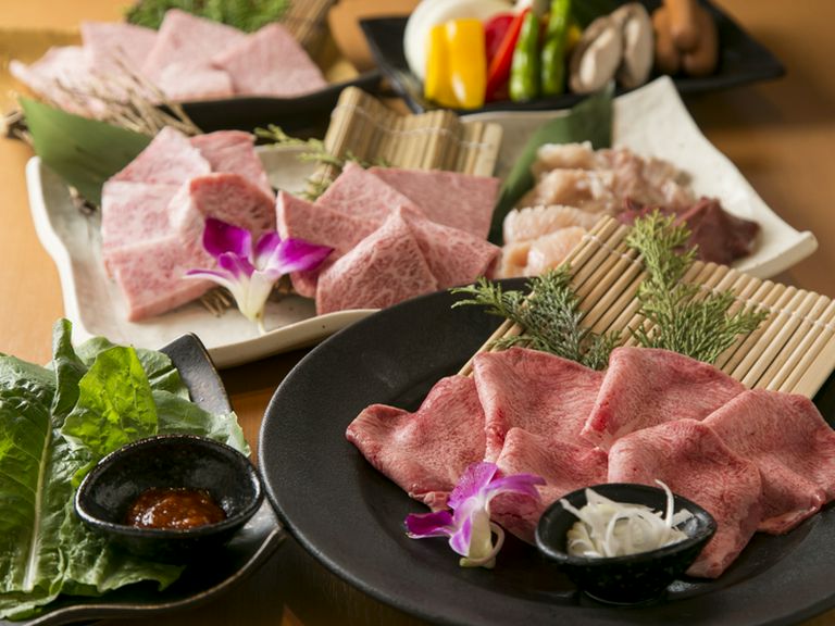 お肉の卸売り直営店ならでは。良質なお肉を心ゆくまで堪能