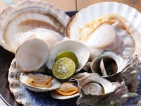 極上の貝を存分に味わう『浜焼き（大、各2個）』