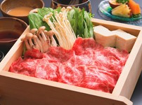 お肉とお野菜をさっぱり召し上がりたい方！
自家製のポン酢とゴマダレでお召し上がりください！