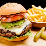 人気の本格バーガー 『Nashバーガー』