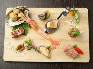 生産者の想いと意図がわかる食材を使用しています