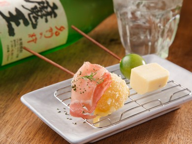 利酒師の資格を持つ稲垣氏がセレクトした価値ある銘酒が揃います