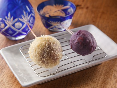 キュートな見た目で女性に好評です『紫いものコロッケ』