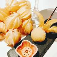 人気メニュー！！蜂蜜をつけてどうぞ！